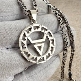 Оберег Велес в солнечном круге из серебра 925