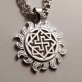 Оберег Валькирия в Солнышке