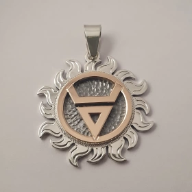 Велес в Солнышке из серебра с золотым символом