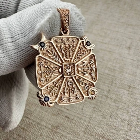 Славянский Крес из золота  с камнями