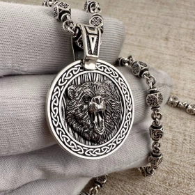 Оберег Велес с Медведем